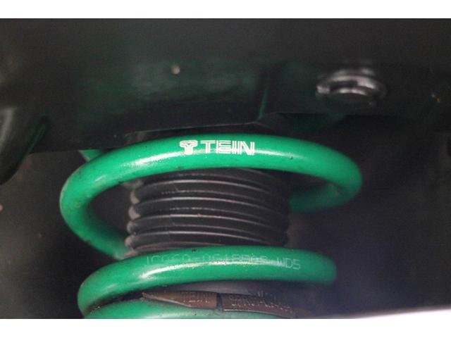 ノート ニスモ S NISMOブレーキホースセット&強化エンジンマウント&トルクロッド TEIN車高調 クスコ製タワーバー Panasonic製ナビ フルセグTV 純正17インチAW ETC スマートキー 前後ドラレコ(4枚目)