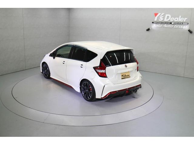 ノート ニスモ S NISMOブレーキホースセット&強化エンジンマウント&トルクロッド TEIN車高調 クスコ製タワーバー Panasonic製ナビ フルセグTV 純正17インチAW ETC スマートキー 前後ドラレコ(11枚目)