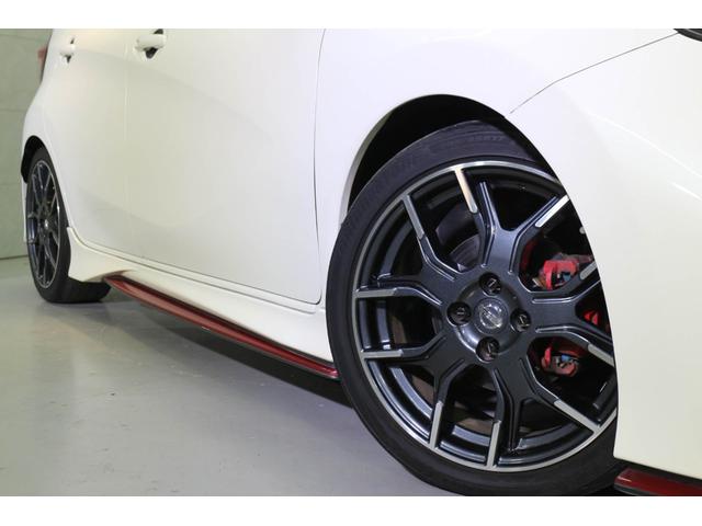 ノート ニスモ S NISMOブレーキホースセット&強化エンジンマウント&トルクロッド TEIN車高調 クスコ製タワーバー Panasonic製ナビ フルセグTV 純正17インチAW ETC スマートキー 前後ドラレコ(21枚目)