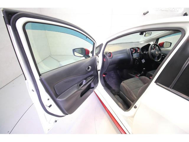 ノート ニスモ S NISMOブレーキホースセット&強化エンジンマウント&トルクロッド TEIN車高調 クスコ製タワーバー Panasonic製ナビ フルセグTV 純正17インチAW ETC スマートキー 前後ドラレコ(53枚目)