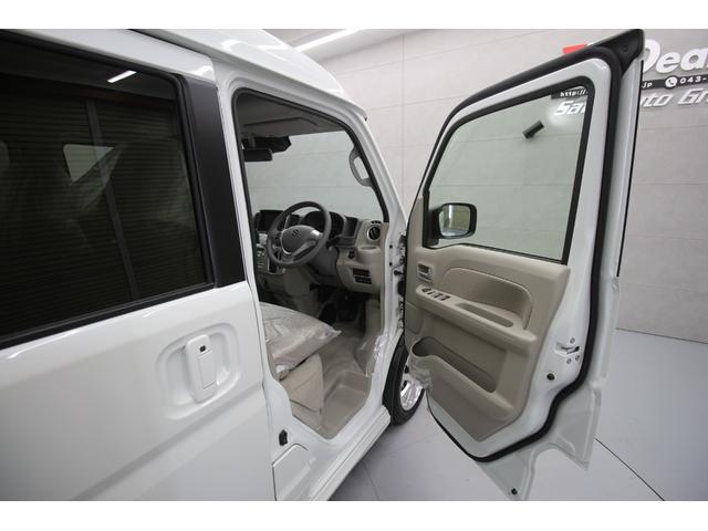 エブリイワゴン ＰＺターボスペシャル　届出済未使用車　ハイルーフ　両側パワースライドドア　シートヒーター　スマートキー　電動サイドステップ　ＬＥＤヘッドライト　衝突被害軽減ブレーキ　純正１４インチＡＷ（30枚目）