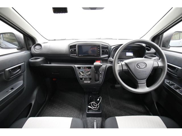 ミライース Ｌ　ＳＡＩＩＩ　Ｐａｎａｓｏｎｉｃ製ナビ　ＥＴＣ　フルセグＴＶ　衝突被害軽減ブレーキ　コーナーセンサー　オートライト　Ｂｌｕｅｔｏｏｔｈ接続　キーレスエントリー　アイドリングストップ　Ａｐｐｌｅカープレイ（57枚目）