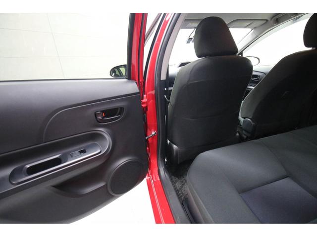 アクア Ｓ　ＴＯＹＯＴＡ純正ナビ　地デジＴＶ　バックカメラ　Ｂｌｕｅｔｏｏｔｈ接続　ＥＴＣ　スマートキー　衝突被害軽減ブレーキ　電動格納ミラー　オートマチックハイビーム　ドライブレコーダー（58枚目）