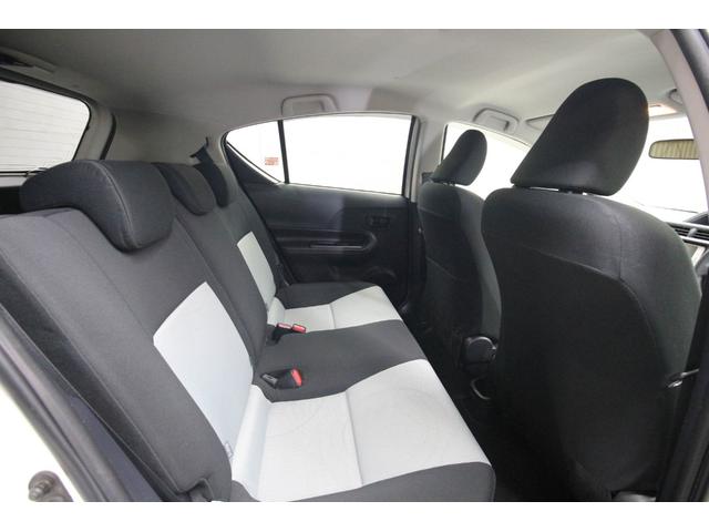 アクア Ｓ　純正メモリーナビ　バックカメラ　地デジＴＶ　Ｂｌｕｅｔｏｏｔｈ接続　コーナーセンサー　スペアタイヤ　アイドリングストップ　電動格納ミラー　キーレスエントリー　シートヒーター（44枚目）