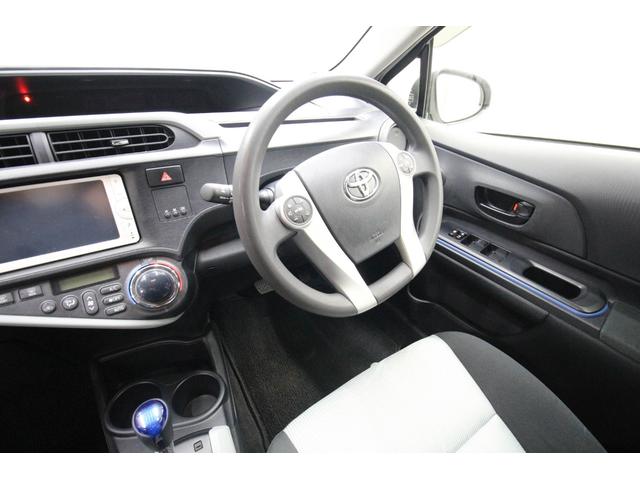 アクア Ｓ　純正メモリーナビ　バックカメラ　地デジＴＶ　Ｂｌｕｅｔｏｏｔｈ接続　コーナーセンサー　スペアタイヤ　アイドリングストップ　電動格納ミラー　キーレスエントリー　シートヒーター（51枚目）