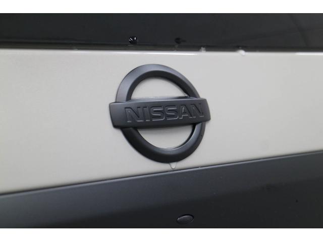 エクストレイル ２０Ｘｔ　自社ＮＥＷペイント（サーブル）　電動サンルーフ　新品ＭＧゴーレム１６インチホイール＆ダンロップ製ホワイトレタータイヤ　Ｐａｎａｓｏｎｉｃ製ナビ　フルセグＴＶ　ウーファー　ＥＴＣ　スマートキー（24枚目）