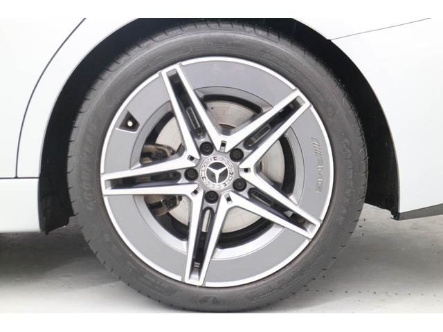 Ｃクラス Ｃ２００アバンギャルド　ＡＭＧスタイリングフロントスポイラー＆サイドスカート　リアアクスルステアリング　自動パノラマスライドルーフ　デジタルインナーミラー　全方位カメラ　フルセグＴＶ　Ｂｌｕｅｔｏｏｔｈ接続　ＥＴＣ２．０（21枚目）