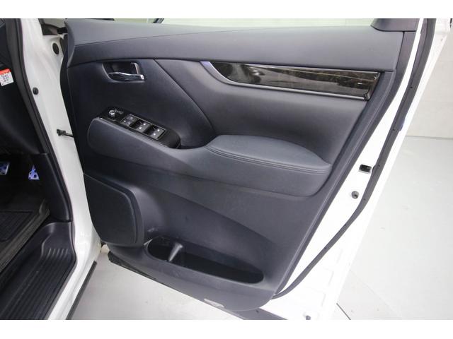 ヴェルファイア ２．５Ｚ　パイオニア製８インチナビ　後席モニター　バックカメラ　ＥＴＣ２．０　両側パワースライドドア　フルセグＴＶ　Ｂｌｕｅｔｏｏｔｈ接続　純正１８インチＡＷ　ＬＥＤヘッドライト　衝突被害軽減ブレーキ（47枚目）