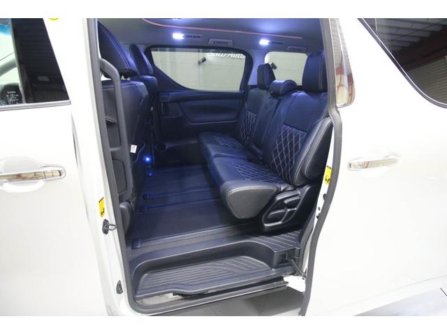 ヴェルファイア ２．５Ｚ　パイオニア製８インチナビ　後席モニター　バックカメラ　ＥＴＣ２．０　両側パワースライドドア　フルセグＴＶ　Ｂｌｕｅｔｏｏｔｈ接続　純正１８インチＡＷ　ＬＥＤヘッドライト　衝突被害軽減ブレーキ（58枚目）