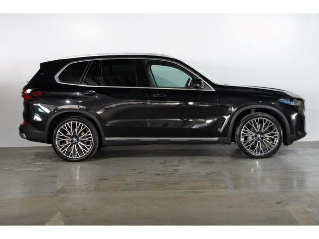 Ｘ５ ｘＤｒｉｖｅ　３５ｄ　エディションＸ　ＢＭＷ正規ディーラー認定中古車　ＢＭＷ正規ディーラー全国保証　ＥＤＩＴＩＯＮ　コーヒーブラックレザーシート　２２インチアロイホイール（4枚目）