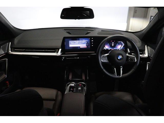 Ｘ２ ｘＤｒｉｖｅ　２０ｉ　Ｍスポーツハイラインパッケージ　アクティブクルーズコントロール　ヘッドアップディスプレイ　衝突被害軽減ブレーキ　モカレザーシート　２０インチアロイホイール（13枚目）
