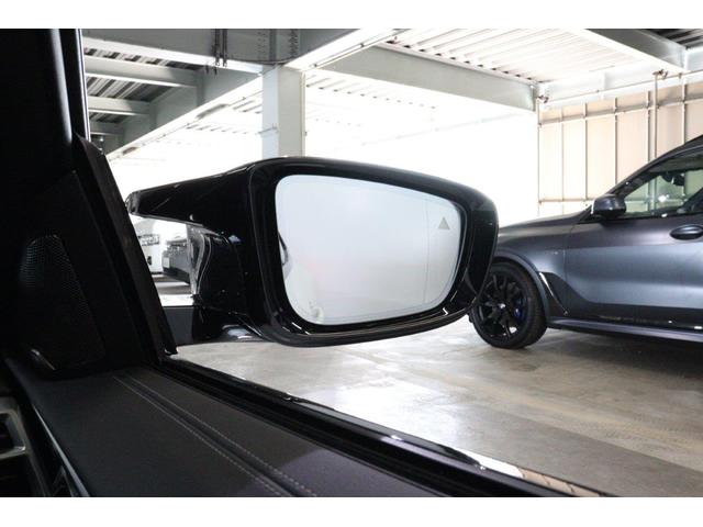 ４シリーズ Ｍ４４０ｉ　ｘＤｒｉｖｅクーペ　Ｍパフォーマンス仕様　ブレーキ　アロイホイール　カーボンミラーカバー　サイドストライプ　リアスポイラー　ＡｐｐｌｅＣａｒＰｌａｙ　Ｈａｒｍａｎ／Ｋａｒｄｏｎ　ＢＭＷ認定中古車（19枚目）