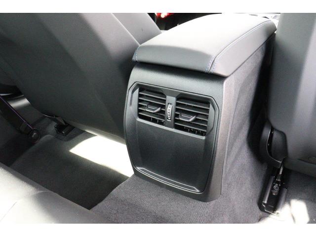 ４シリーズ Ｍ４４０ｉ　ｘＤｒｉｖｅクーペ　Ｍパフォーマンス仕様　ブレーキ　アロイホイール　カーボンミラーカバー　サイドストライプ　リアスポイラー　ＡｐｐｌｅＣａｒＰｌａｙ　Ｈａｒｍａｎ／Ｋａｒｄｏｎ　ＢＭＷ認定中古車（53枚目）