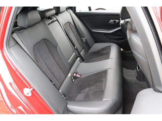 ３シリーズ ３２０ｉツーリング　メルボルンレッド　パーキングアシストプラス　電動シート　シートヒーター　アクティブクルーズコントロール　オートマチックテールゲート（19枚目）