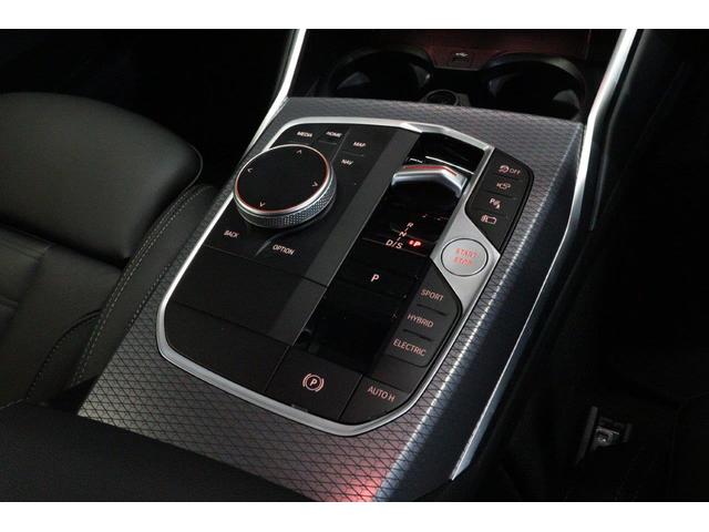 3シリーズ 330e Mスポーツ BMW認定中古車 ハーマンカードン ブラックレザーシート アクティブクルーズコントロール レーンディパーチャーウォーニング ヘッドアップディスプレイ 地デジチューナー 電動トランク シートヒーター(26枚目)