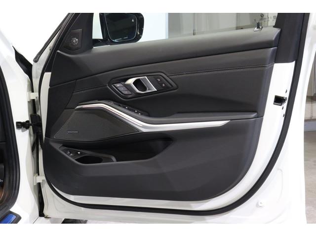 3シリーズ 330e Mスポーツ BMW認定中古車 ハーマンカードン ブラックレザーシート アクティブクルーズコントロール レーンディパーチャーウォーニング ヘッドアップディスプレイ 地デジチューナー 電動トランク シートヒーター(46枚目)