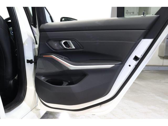 3シリーズ 330e Mスポーツ BMW認定中古車 ハーマンカードン ブラックレザーシート アクティブクルーズコントロール レーンディパーチャーウォーニング ヘッドアップディスプレイ 地デジチューナー 電動トランク シートヒーター(49枚目)