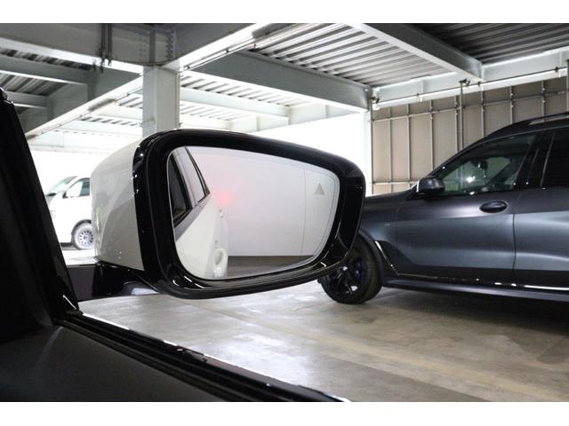 ３シリーズ ３３０ｅ　Ｍスポーツ　アクティブクルーズコントロール　ヘッドアップディスプレイ　衝突被害軽減ブレーキ　シートヒーター　弊社デモカー使用　認定中古車（8枚目）