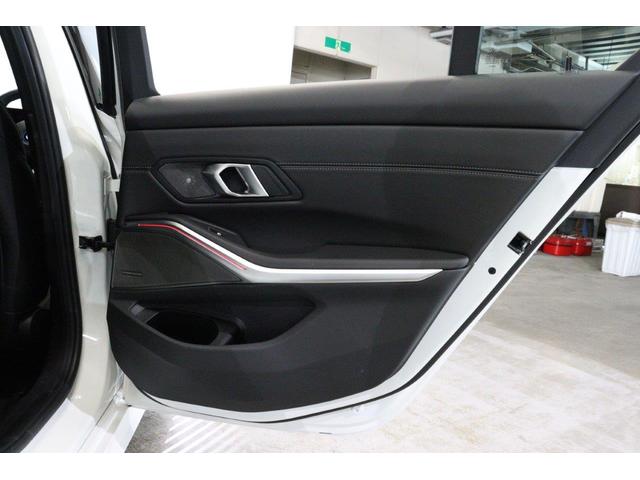 ３シリーズ ３３０ｅ　Ｍスポーツ　アクティブクルーズコントロール　ヘッドアップディスプレイ　衝突被害軽減ブレーキ　シートヒーター　弊社デモカー使用　認定中古車（54枚目）