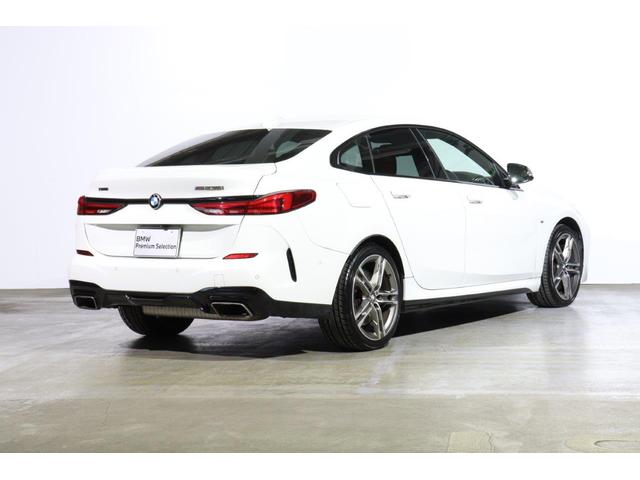2シリーズ M235i xDriveグランクーペ ビジョンパッケージ Mスポーツブレーキ ヘッドアップディスプレイ AppleCarPlay インテリジェントセーフティー パーキングアシスト ステアリングサポート BMW認定中古車(2枚目)