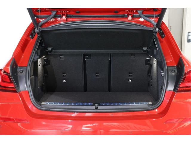 1シリーズ 118i プレイ ハイラインパッケージ アクティブクルーズコントロール 衝突被害軽減ブレーキ ブラックレザーシート シートヒーター 17インチアロイホイール 認定中古車(11枚目)