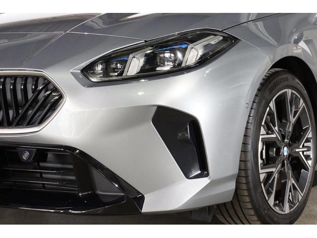 1シリーズ 120 Mスポーツ ハイラインパッケージ アクティブクルーズコントロール 衝突被害軽減ブレーキ シートヒーター 弊社デモカー使用(4枚目)