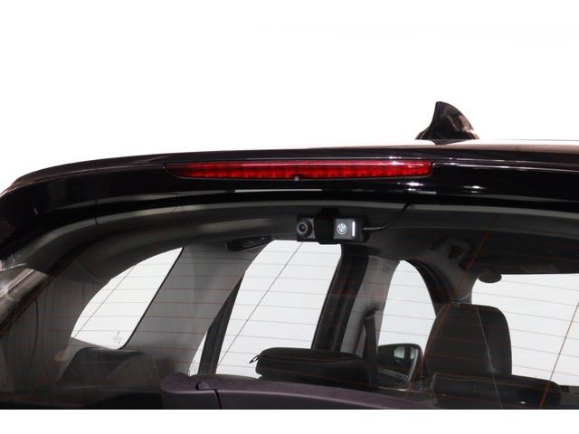 ご納車費用に関しましては、ご在住地域によって異なって参りますのでスタッフまでご相談下さい。もちろん、ご納車の際に弊店までご来場のお客様は、ご納車費用不要になります。