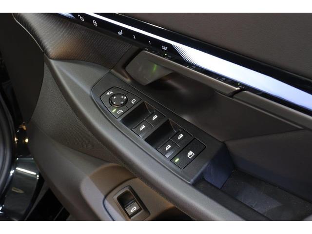 5シリーズ 523d xDriveツーリング Mスポーツ セレクトパッケージ パノラマガラスサンルーフ コンフォートパッケージ カーブドディスプレイ ヘッドアップディスプレイ ハーマンカードン BMW認定中古車(12枚目)