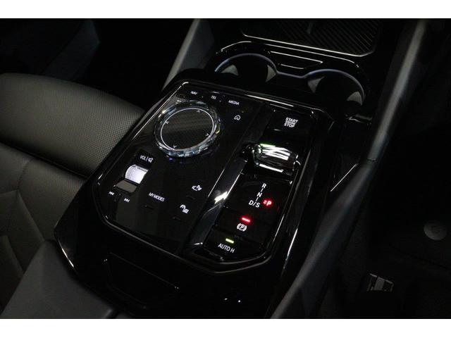 5シリーズ 523d xDriveツーリング Mスポーツ セレクトパッケージ パノラマガラスサンルーフ コンフォートパッケージ カーブドディスプレイ ヘッドアップディスプレイ ハーマンカードン BMW認定中古車(13枚目)