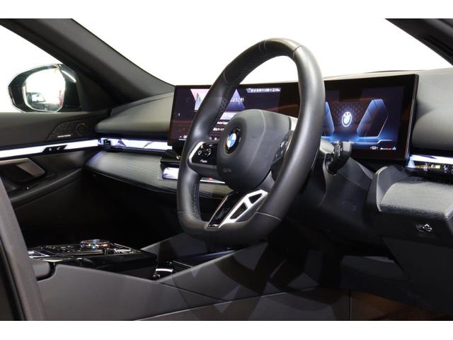 5シリーズ 523d xDriveツーリング Mスポーツ セレクトパッケージ パノラマガラスサンルーフ コンフォートパッケージ カーブドディスプレイ ヘッドアップディスプレイ ハーマンカードン BMW認定中古車(25枚目)