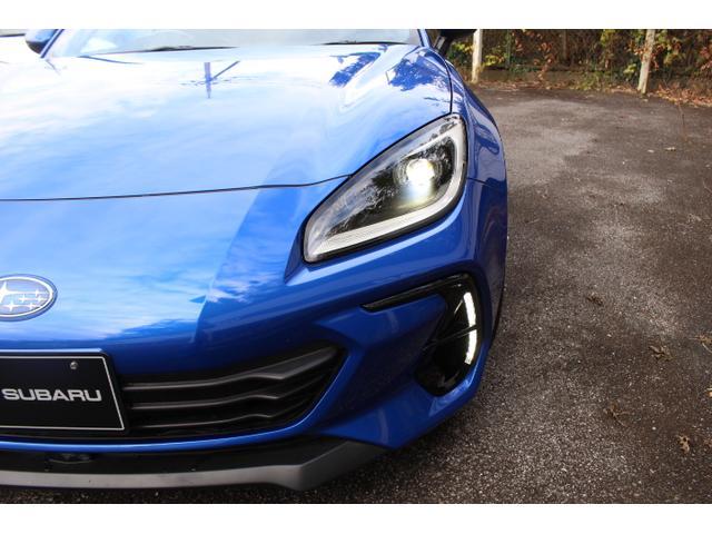 �t�����g�o���p�[�ɂ͏����I�v�V�����̂k�d�c�A�N�Z�T���[���C�i�[�𑕒��I��Ԃ����łȂ��������_�������邱�Ƃɂ��f�C���C�g�Ƃ��Ďg�p�I���s�҂�Ό��Ԃ���̎��F�������ߎ��̂�ጸ����ׂ̃A�C�e���ł��I