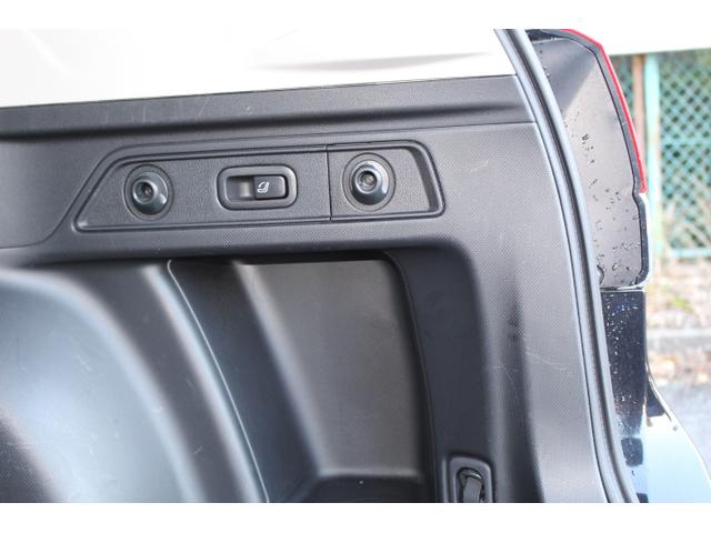 ���Q�b�W���ɂ̓��A�V�[�g�����Q�b�W�����烉�|���ׂ̃��o�[���t���Ă��܂��I���A�V�[�g������ł͂Ȃ���납�烏���^�b�`�œ|����̂ŕ֗��ł���