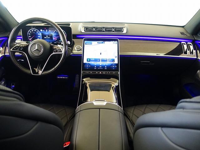 Ｓクラス Ｓ５００　４ＭＡＴＩＣ　ロング　ＡＭＧライン　リアコンフォートパッケージ　Ｂｌｕｅｔｏｏｔｈ接続　ＥＴＣ　ＬＥＤヘッドライト　ＴＶ　アイドリングストップ　オットマン　クルーズコントロール　コネクテッド機能　サイドカメラ　サンルーフ・ガラスルーフ（12枚目）