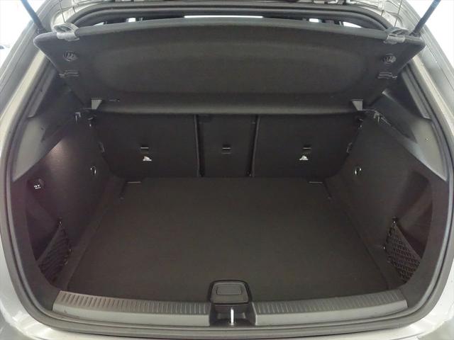 Ａクラス Ａ１８０　エディション１　Ｂｌｕｅｔｏｏｔｈ接続　ＥＴＣ　ＬＥＤヘッドライト　ＴＶ　アイドリングストップ　クルーズコントロール　コネクテッド機能　サイドカメラ　シートヒーター　トランクスルー　ナビ　バックモニター　パワーシート（24枚目）