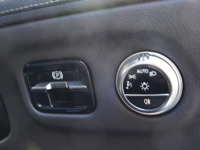 ＥＱＳ ＳＵＶ ＥＱＳ４５０　４ＭＡＴＩＣ　ＳＵＶ　ＡＭＧラインパッケージ　ナイトパッケージ　３列シート　Ｂｌｕｅｔｏｏｔｈ接続　ＥＴＣ　ＬＥＤヘッドライト　ＴＶ　クルーズコントロール　コネクテッド機能　サイドカメラ　サンルーフ・ガラスルーフ（16枚目）