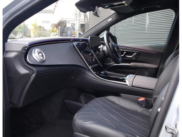 ＥＱＳ ＳＵＶ ＥＱＳ４５０　４ＭＡＴＩＣ　ＳＵＶ　ＡＭＧラインパッケージ　ナイトパッケージ　３列シート　Ｂｌｕｅｔｏｏｔｈ接続　ＥＴＣ　ＬＥＤヘッドライト　ＴＶ　クルーズコントロール　コネクテッド機能　サイドカメラ　サンルーフ・ガラスルーフ（25枚目）