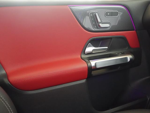 GLB GLB35 4MATIC AMGアドバンスドパッケージ 3列シート Bluetooth接続 ETC LEDヘッドライト アイドリングストップ クルーズコントロール コネクテッド機能 サイドカメラ サンルーフ・ガラスルーフ(14枚目)