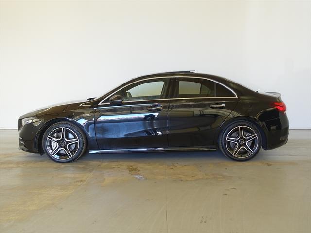 Ａクラスセダン メルセデス－ＡＭＧ　Ａ３５　４ＭＡＴＩＣ　セダン　ＡＭＧパフ　ォーマンスパッケージ・ＡＭＧアドバンスドパッケージ・ナビゲーションパッケージ（4枚目）
