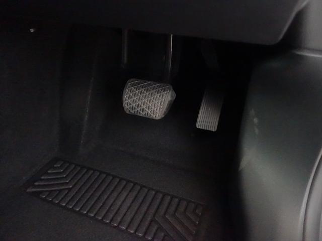 ＧＬＡクラス ＧＬＡ２００　ｄ　４ＭＡＴＩＣ　ナビゲーションパッケージ（18枚目）