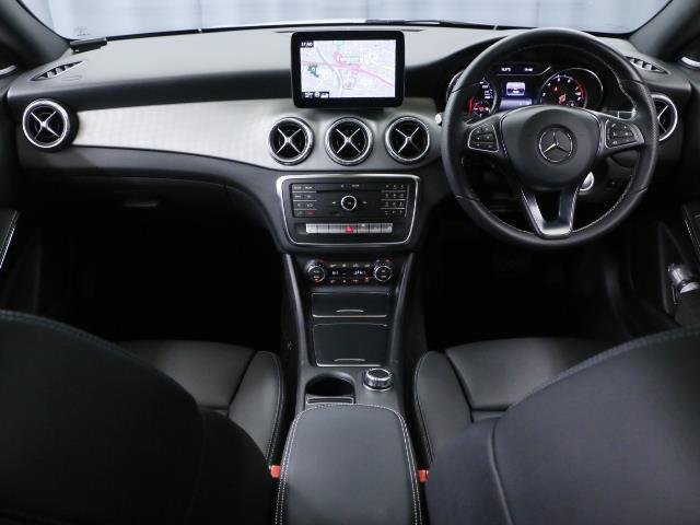 CLA220 4MATIC シューティングブレーク 4年保証(8枚目)
