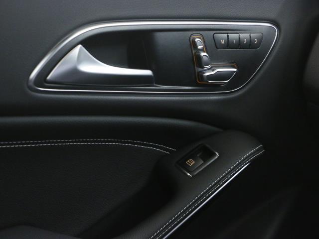 CLA220 4MATIC シューティングブレーク 4年保証(13枚目)