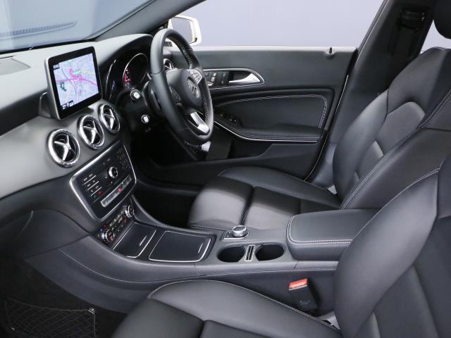 CLA220 4MATIC シューティングブレーク 4年保証(16枚目)