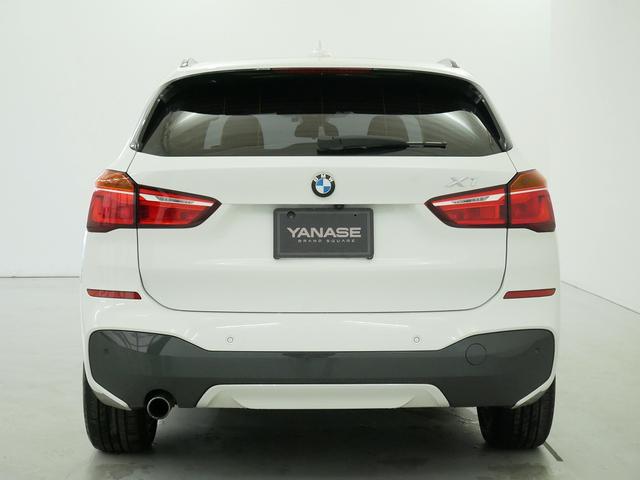xDrive18d Mスポーツ シートヒーター トランクスルー フロアマット コネクテッド機能 ナビ CD ミュージックサーバー 音楽プレーヤー接続 Bluetooth接続 DVD再生 ETC LEDヘッドライト 電動リアゲート(4枚目)