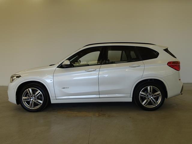 Ｘ１ ｘＤｒｉｖｅ　１８ｄ　Ｍスポーツ　シートヒーター　パワーシート　トランクスルー　フロアマット　コネクテッド機能　ナビ　ＣＤ　ミュージックサーバー　音楽プレーヤー接続　Ｂｌｕｅｔｏｏｔｈ接続　ＴＶ　ＤＶＤ再生　ＥＴＣ（3枚目）