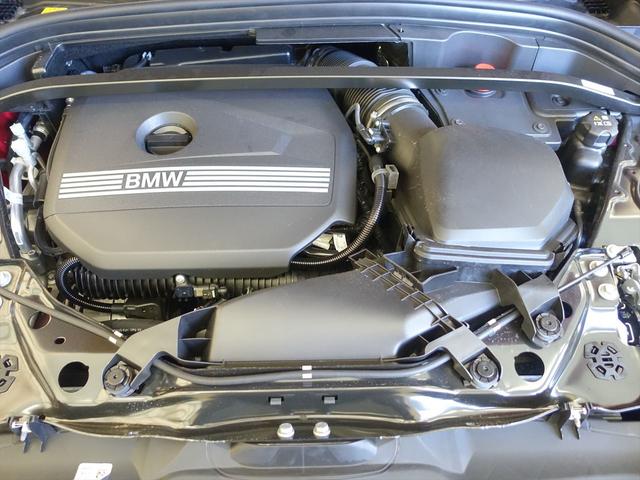 Ｘ２ ｘＤｒｉｖｅ２０ｉ　Ｍスポーツ　シートヒーター　パワーシート　トランクスルー　コネクテッド機能　ナビ　音楽プレーヤー接続　Ｂｌｕｅｔｏｏｔｈ接続　ＥＴＣ　サンルーフ・ガラスルーフ　ＬＥＤヘッドライト　電動リアゲート　全周囲カメラ（6枚目）