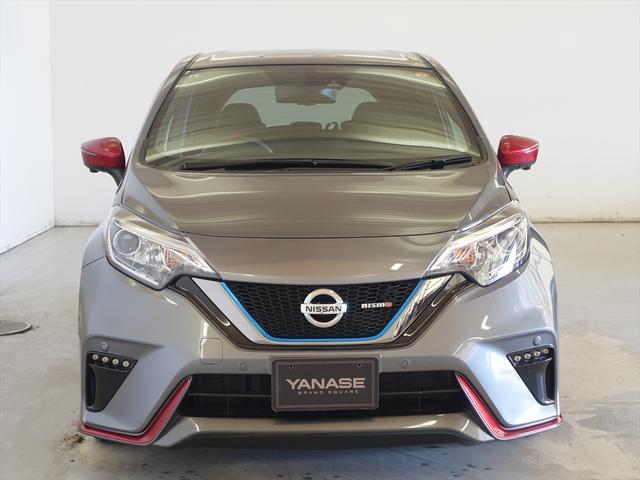 ノート e-POWER ニスモ トランクスルー フロアマット ナビ CD 音楽プレーヤー接続 Bluetooth接続 TV DVD再生 ETC LEDヘッドライト 全周囲カメラ フロントカメラ サイドカメラ バックモニター 盗難防止(2枚目)