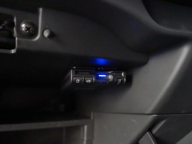 ノート e-POWER ニスモ トランクスルー フロアマット ナビ CD 音楽プレーヤー接続 Bluetooth接続 TV DVD再生 ETC LEDヘッドライト 全周囲カメラ フロントカメラ サイドカメラ バックモニター 盗難防止(20枚目)