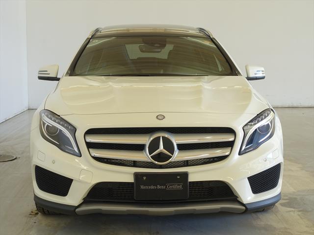 ＧＬＡクラス ＧＬＡ２５０　４マチック　スポーツ　レーダーセーフティパッケージ　シートヒーター　パワーシート　トランクスルー　フロアマット　ナビ　ＣＤ　ミュージックサーバー　音楽プレーヤー接続　Ｂｌｕｅｔｏｏｔｈ接続　ＴＶ　ＤＶＤ再生　ＥＴＣ（2枚目）