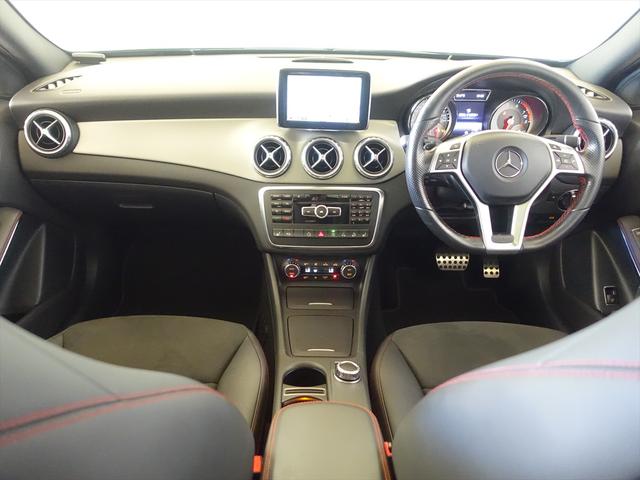 ＧＬＡクラス ＧＬＡ２５０　４マチック　スポーツ　レーダーセーフティパッケージ　シートヒーター　パワーシート　トランクスルー　フロアマット　ナビ　ＣＤ　ミュージックサーバー　音楽プレーヤー接続　Ｂｌｕｅｔｏｏｔｈ接続　ＴＶ　ＤＶＤ再生　ＥＴＣ（12枚目）