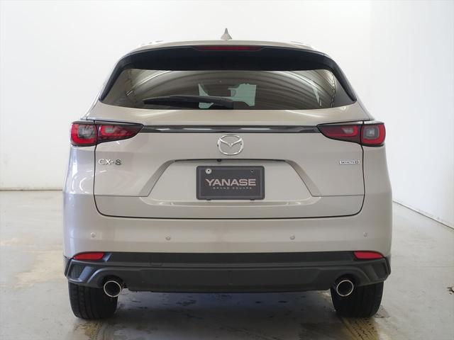 CX-8 XD スポーツアピアランス シートヒーター シートエアコン パワーシート 3列シート トランクスルー コネクテッド機能 ナビ 音楽プレーヤー接続 Bluetooth接続 TV ETC サンルーフ・ガラスルーフ LEDヘッドライト(3枚目)